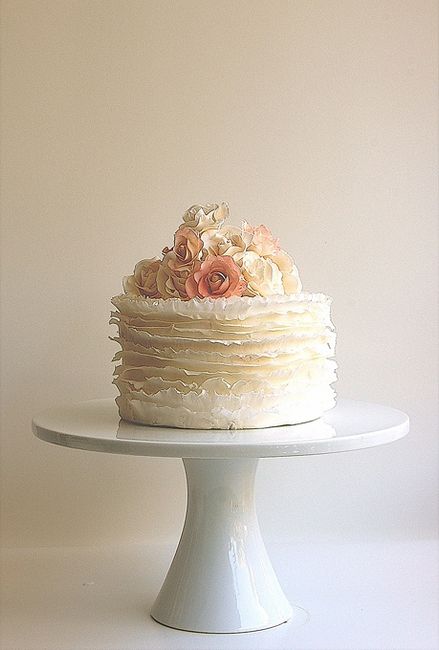 Cascada de flores para torta de matrimonio. Cuál te gusta
