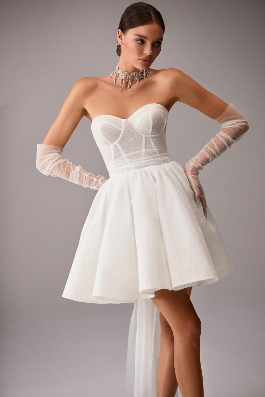 30 vestidos de novia cortos: ¡prepárate para brillar!