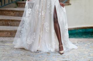 vestido de novia largo con abertura en la pierna  ideal como segundo vestido