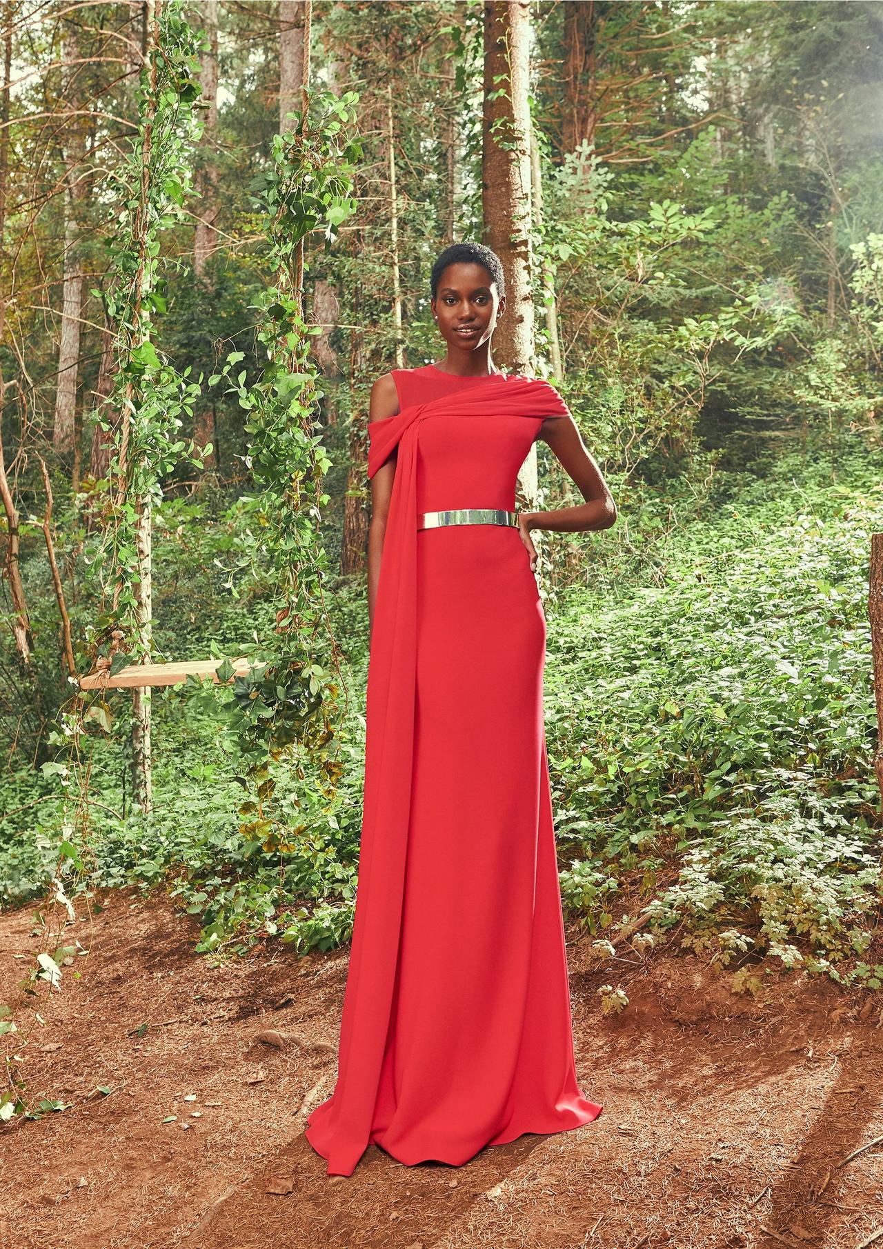 25 vestidos rojos de fiesta más bonitos: cómo y cuándo lucirlos