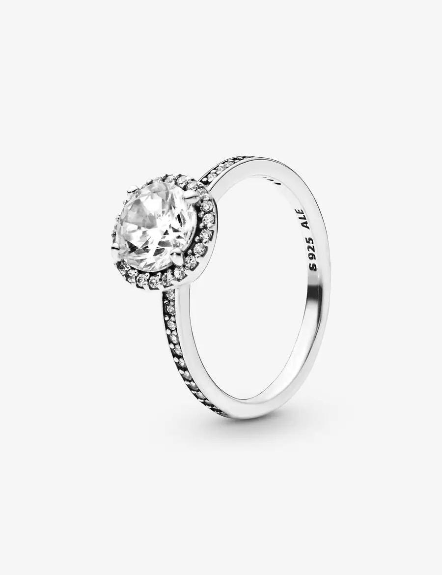Oro blanco: mejor material para su anillo de compromiso