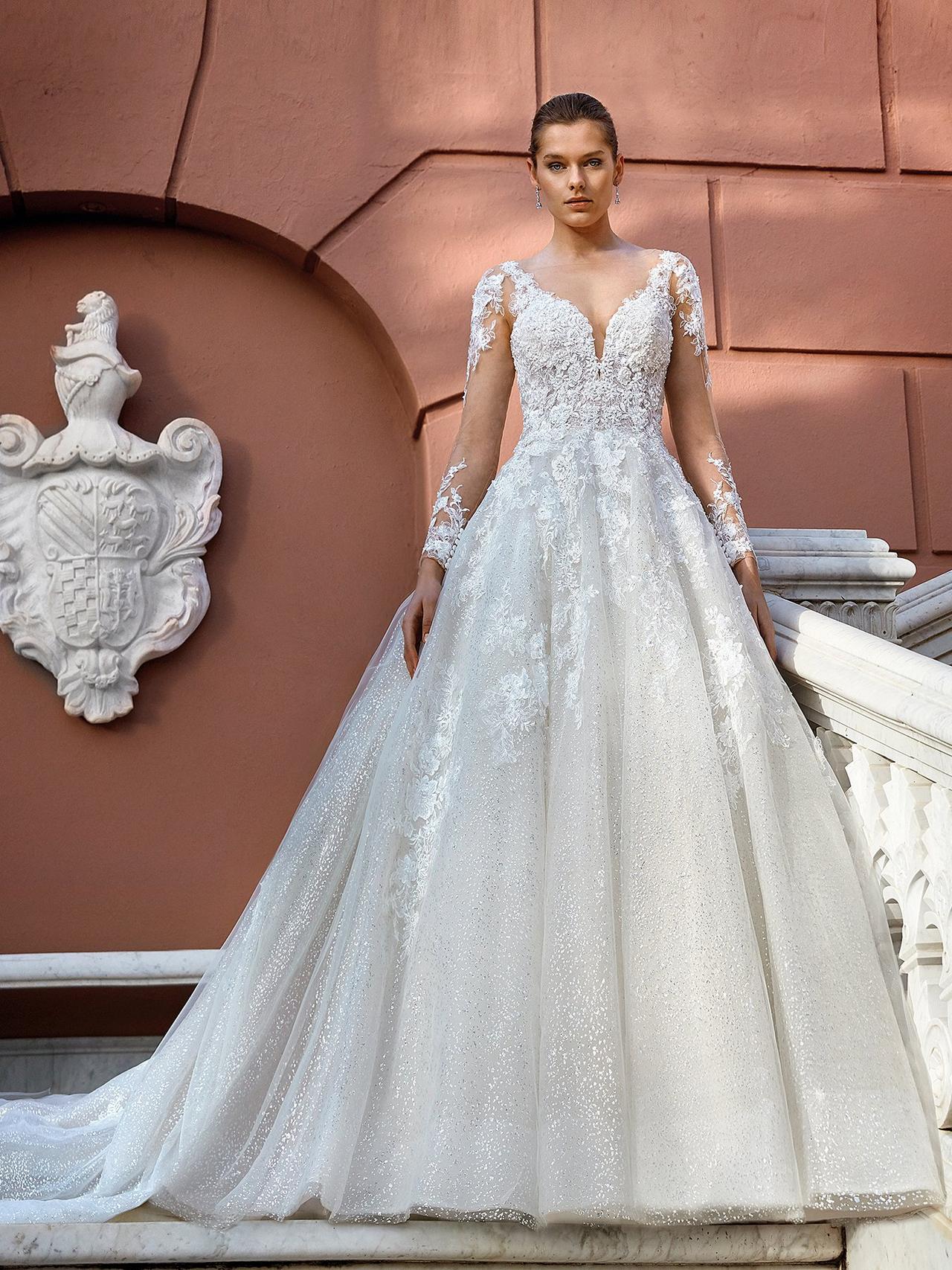 101 vestidos de novia con larga: las tendencias y diseños 2023