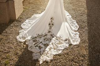 vestido de novia con encaje cola catedral y corte sirena