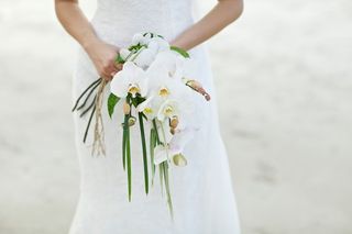 Bouquet de novia pequeño en cascada