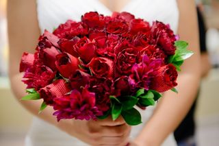 Bouquet de novia rosas rojas