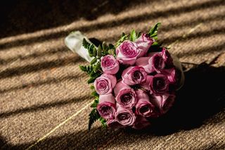 bouquet de novia con rosas