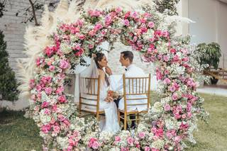 arco de flores para matrimonio circular