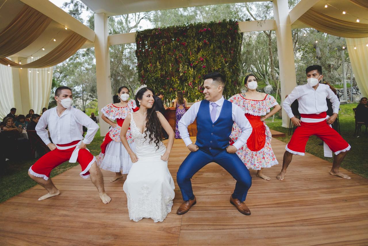 Música criolla: 50 mejores canciones criollas para su matrimonio ¡jarana  asegurada!