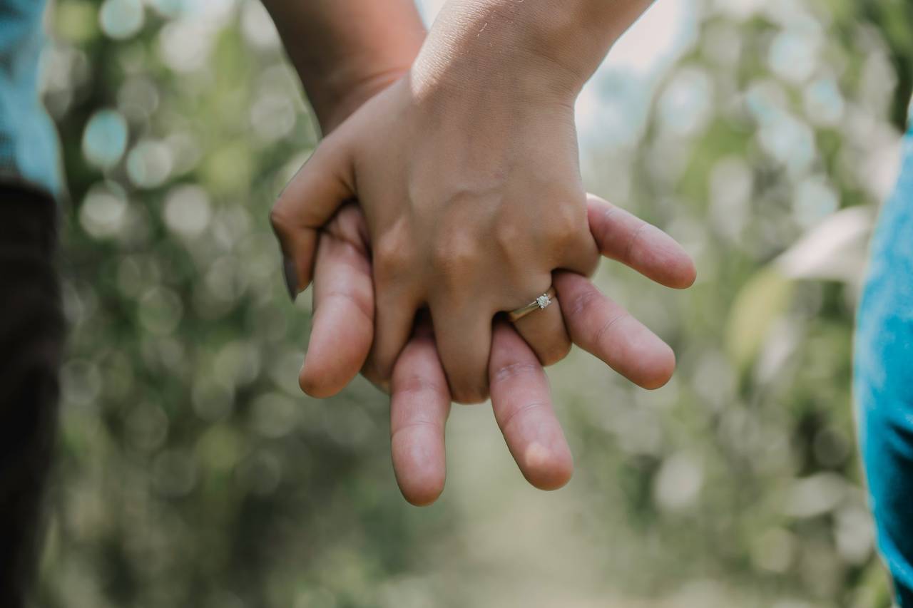 100 Citas Juntos: Juego Romántico para Fortalecer la Conexión