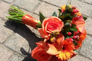 Bouquet de novia con gerberas y rosas