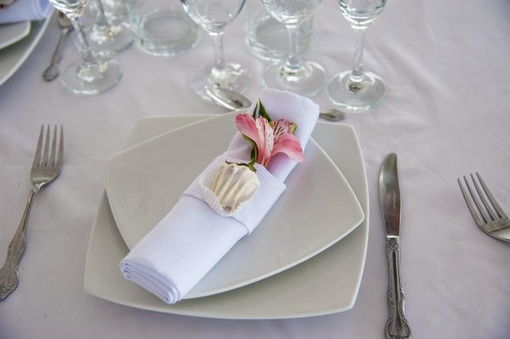 10 estilos de servilleteros personalizados para bodas