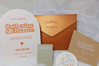 tarjeta de matrimonio civil en color naranja dorado