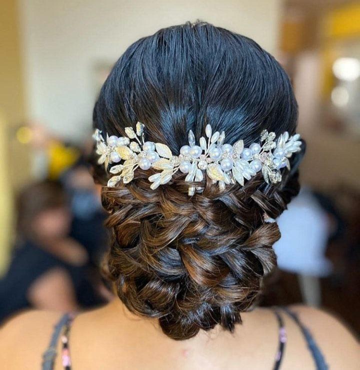 25 ideas de peinados de novia para boda civil en cualquier estación