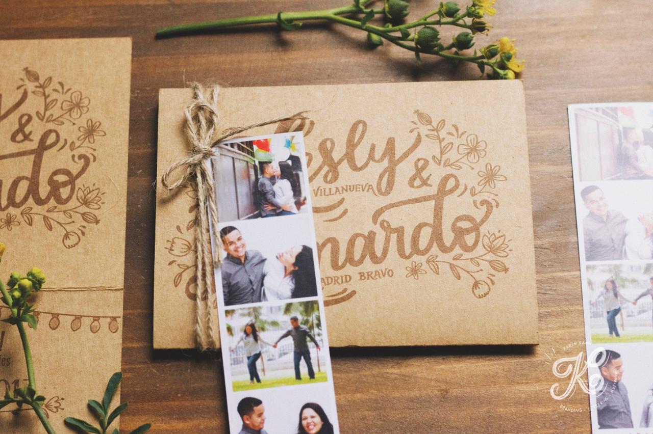 tarjeta de matrimonio civil rústico con papel reciclado y fotos