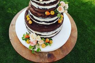 torta de matrimonio para primavera con flores