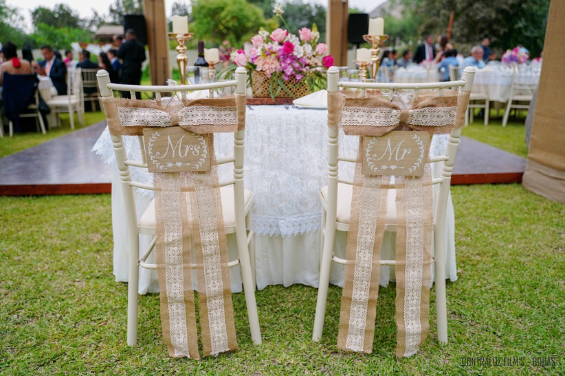 Decoración para sillas de matrimonio: 5 ideas fáciles, bonitas y low cost