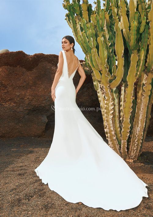 PARIA, Pronovias