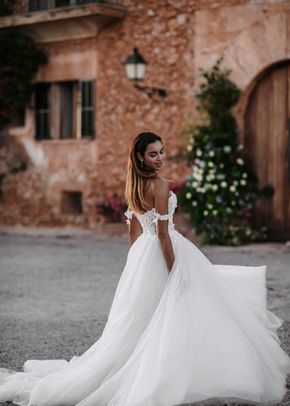 Caprice, Allure Bridals