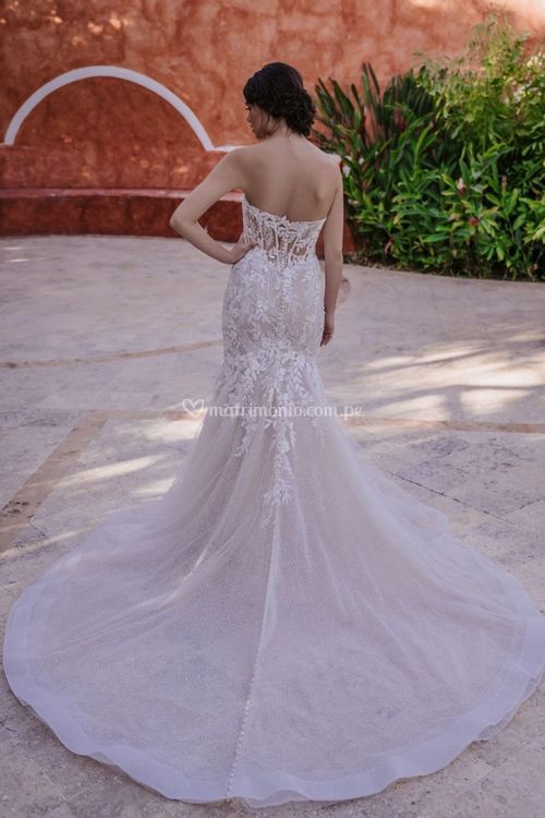 9960, Allure Bridals