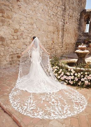 ANNALISE, Casablanca Bridal