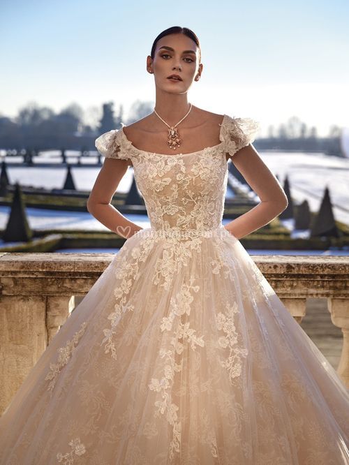 yani, Atelier Pronovias