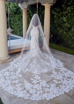 2447V, Casablanca Bridal