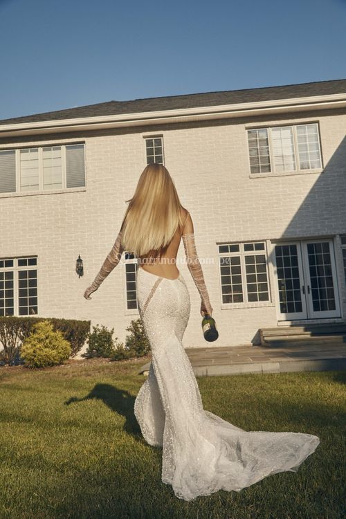 Monroe, Galia Lahav