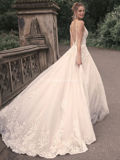 Rory, Maggie Sottero
