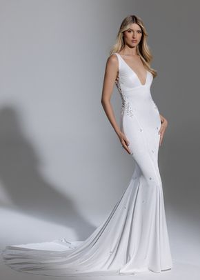 4956T, Pnina Tornai