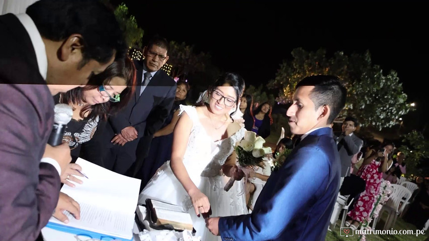 Mayra & Andres - Video resumen de boda religiosa