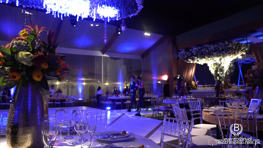 Fiesta con pista led y muebles led