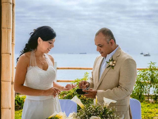 El matrimonio de David y Jeanie en Paracas, Ica 13