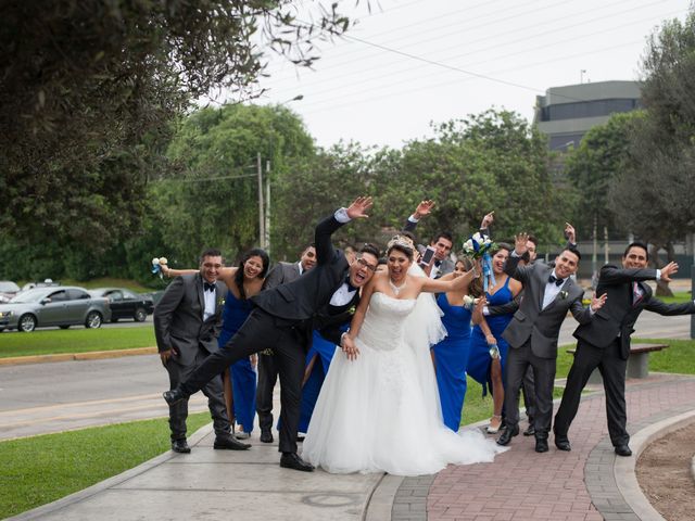 El matrimonio de Martin y Fiorella en San Borja, Lima 11