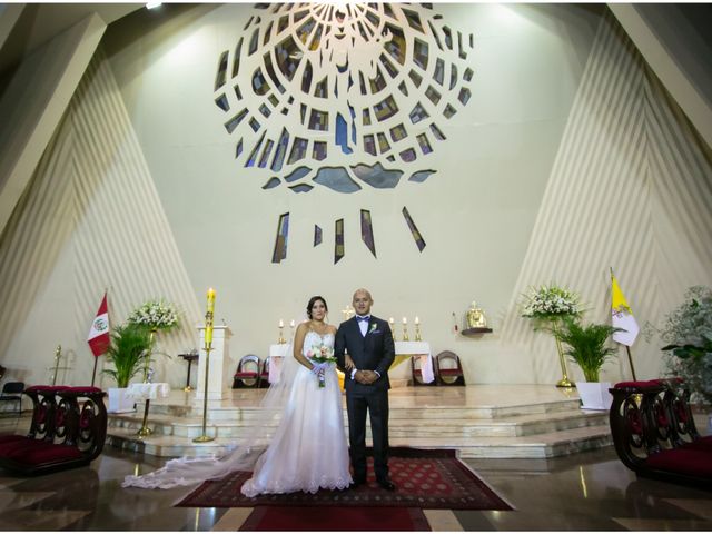 El matrimonio de Miguel Raúl Manrique y Natalie Rona en Santiago de Surco, Lima 26