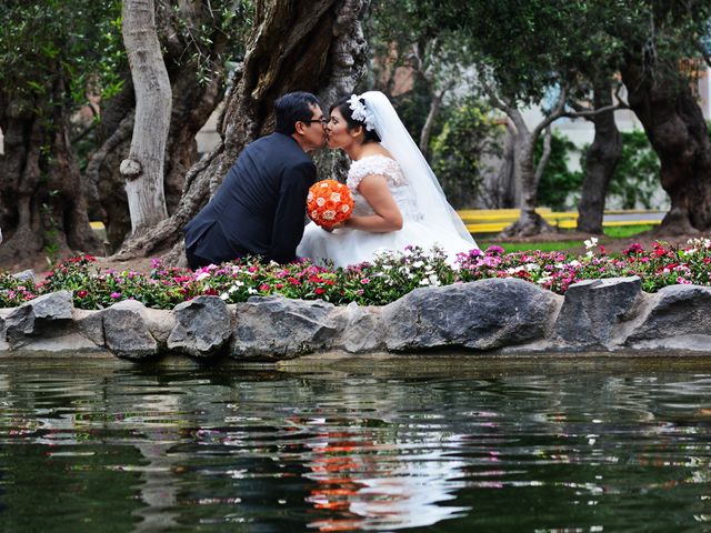 El matrimonio de Donald y Mari Carmen en San Isidro, Lima 12