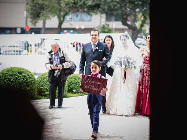El matrimonio de Carlos y Valentina en La Molina, Lima 15