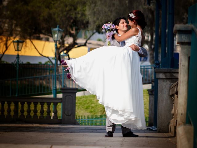 El matrimonio de Carlos y Katerin en Santiago de Surco, Lima 11
