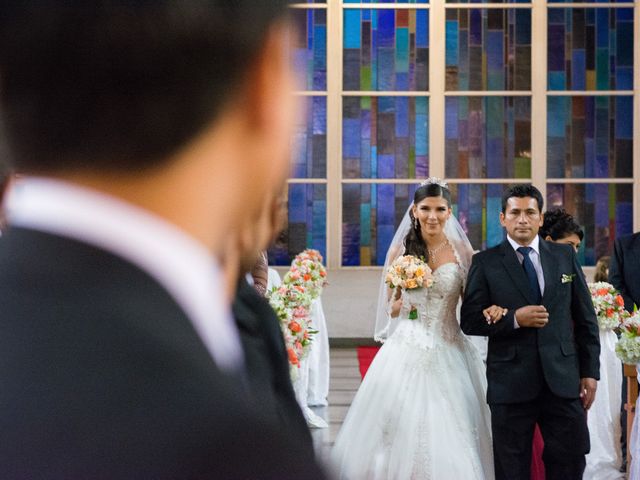 El matrimonio de Rodrigo y Carol en San Isidro, Lima 15