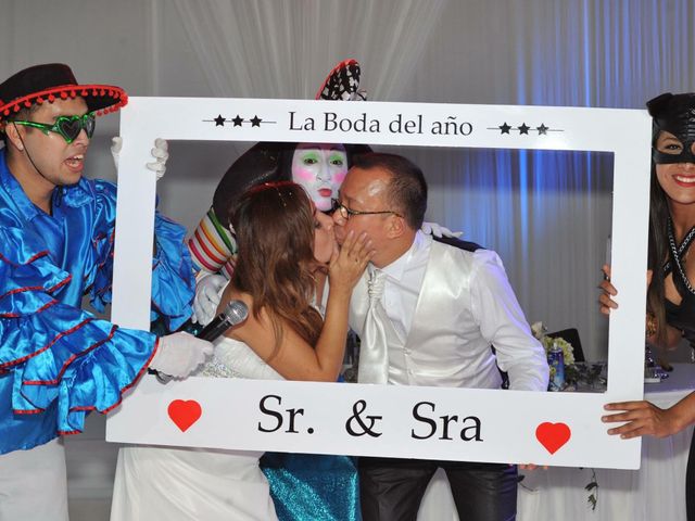 El matrimonio de Andrés  y Verónica  en San Borja, Lima 35