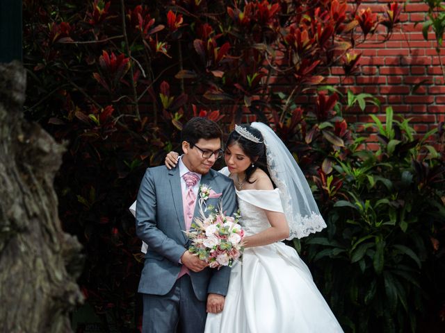 El matrimonio de Renzo y Sandra en Lince, Lima 32