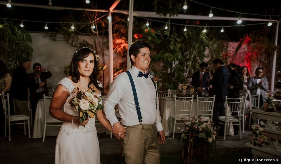 El matrimonio de Úrsula y Alonso en Paracas, Ica