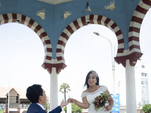 El matrimonio de Víctor y Elizabeth en San Miguel, Lima 7