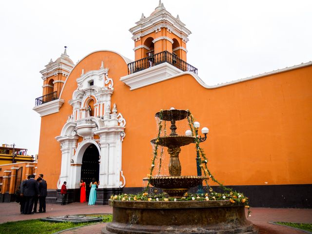 El matrimonio de Javier y Patricia en San Isidro, Lima 12