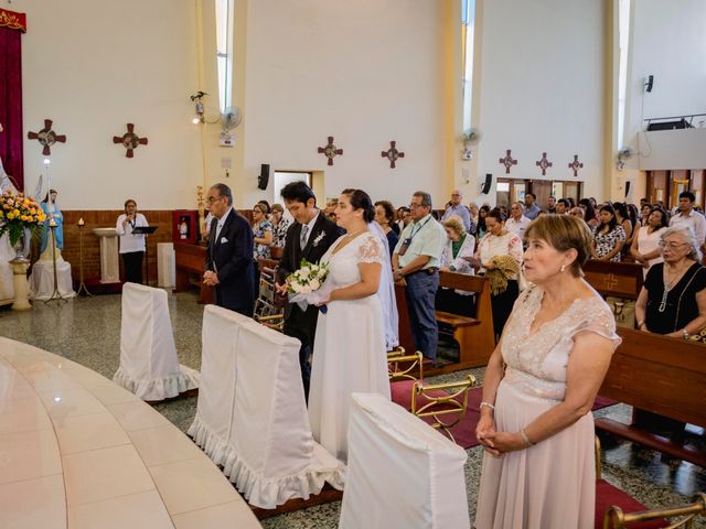 El matrimonio de Estefanía y Carlos en Pueblo Libre, Lima 21