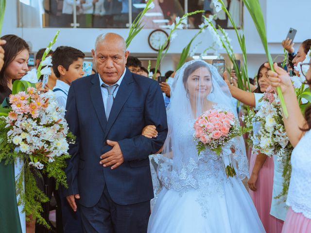 El matrimonio de Carlos y Grace en Santiago de Surco, Lima 12