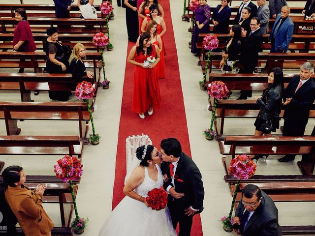 El matrimonio de Carmen y Italo en San Miguel, Lima 18