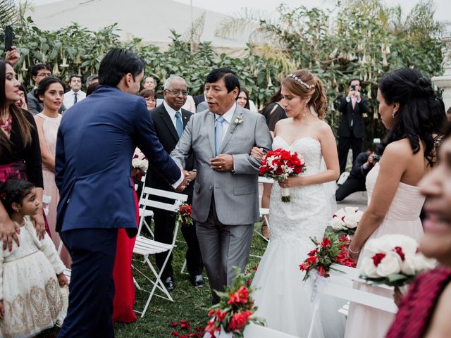 El matrimonio de Victor y Lisset en Villa el Salvador, Lima 271