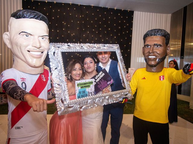 El matrimonio de Ramiro y Kenia en San Isidro, Lima 52