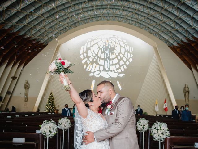 El matrimonio de Kevin y Solange en San Borja, Lima 23