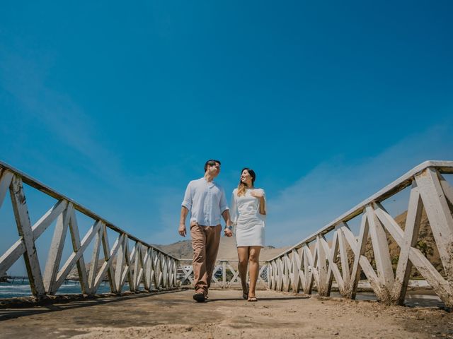 El matrimonio de Renzo y Carolina en Punta Hermosa, Lima 15